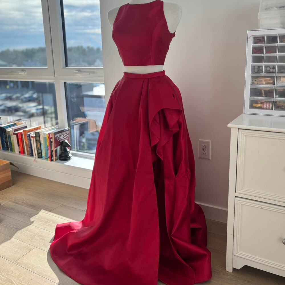 Sherri Hill 50751 Red 2 Piece High Slit Mini Skirt Prom Dress Gown Sz 4